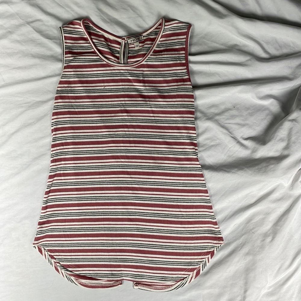 Size M - Women’s tank top grey/pink/white stripes with button down back.